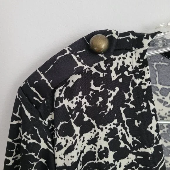 Dress - Picture 6 of 6